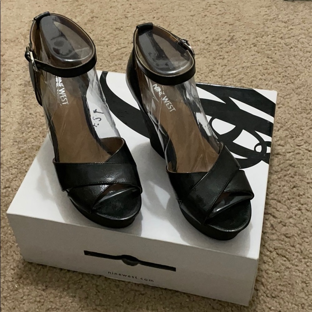 Wedge sandals